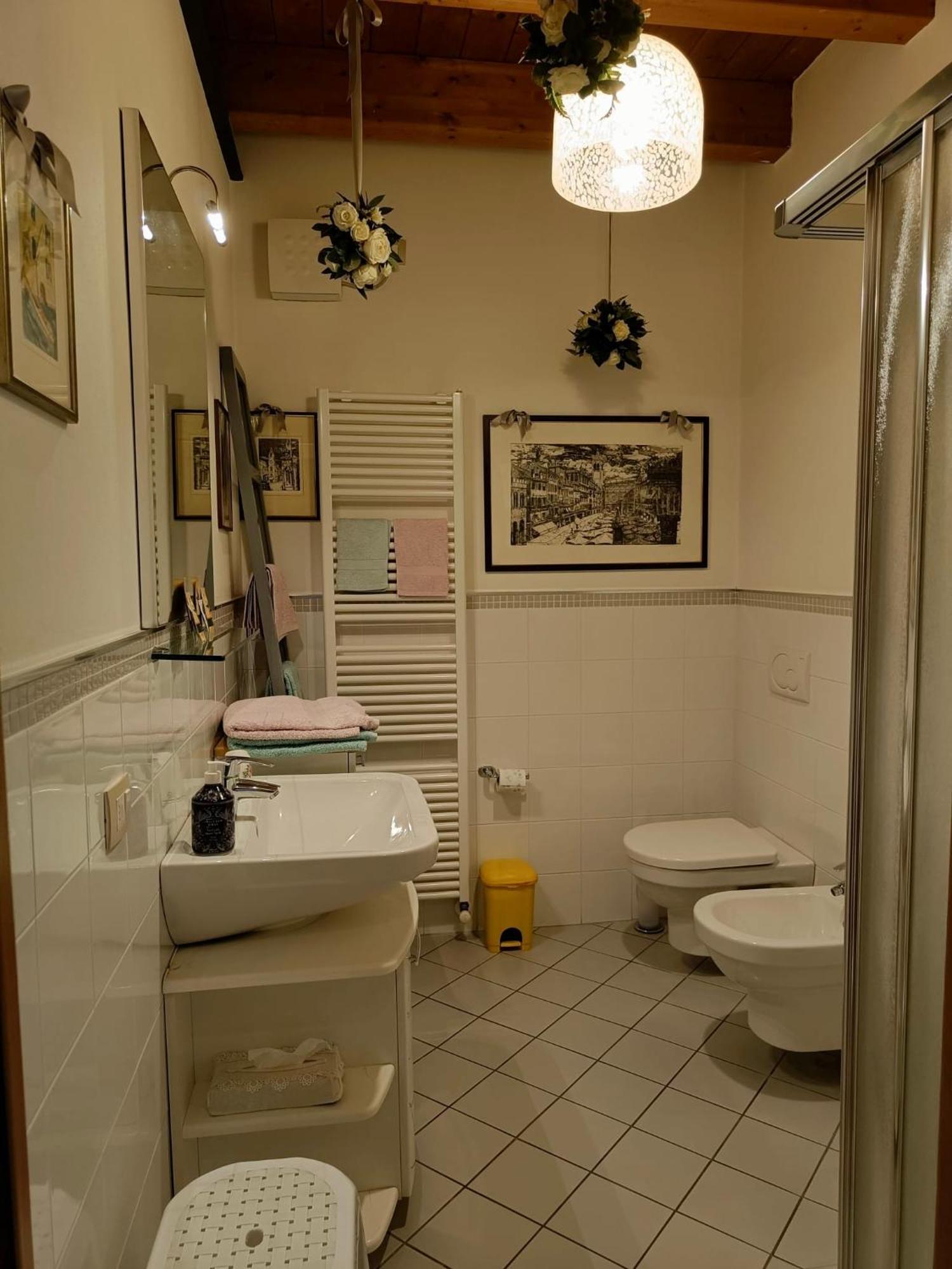 Bed & Breakfast Lucy Bardolino Luaran gambar