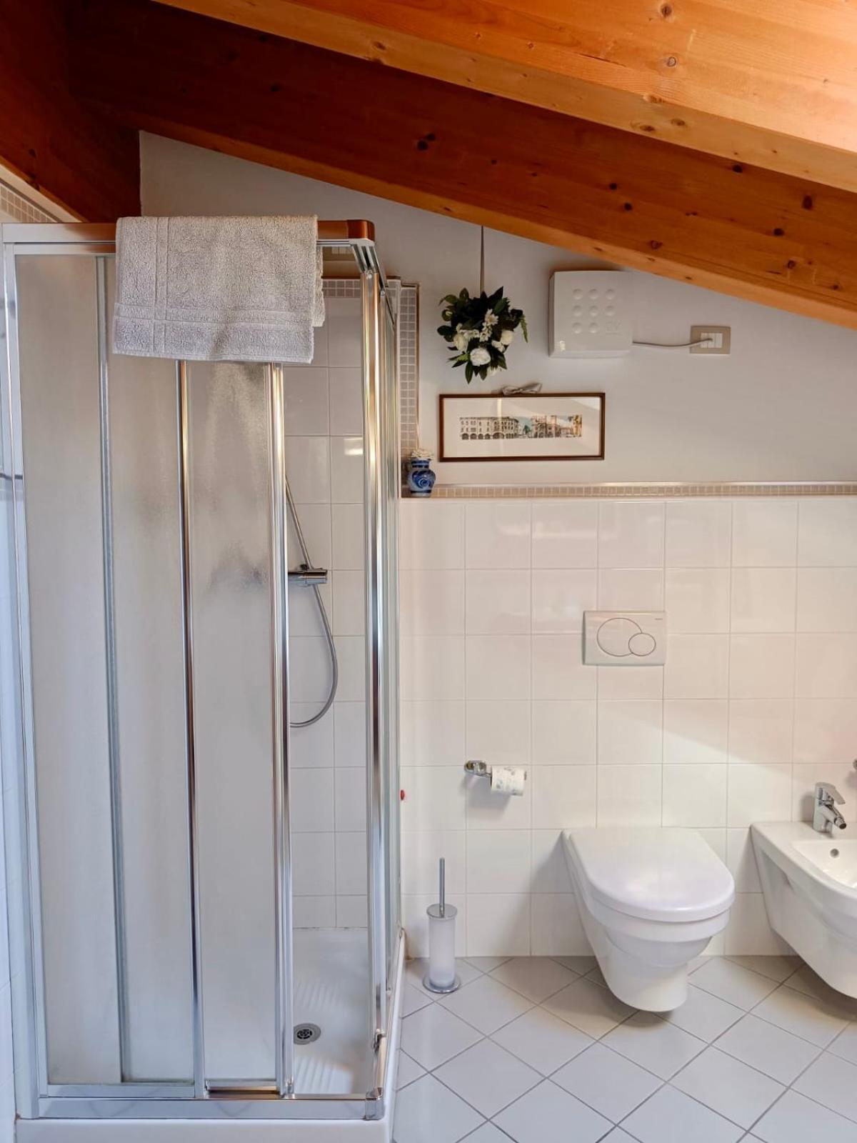 Bed & Breakfast Lucy Bardolino Luaran gambar