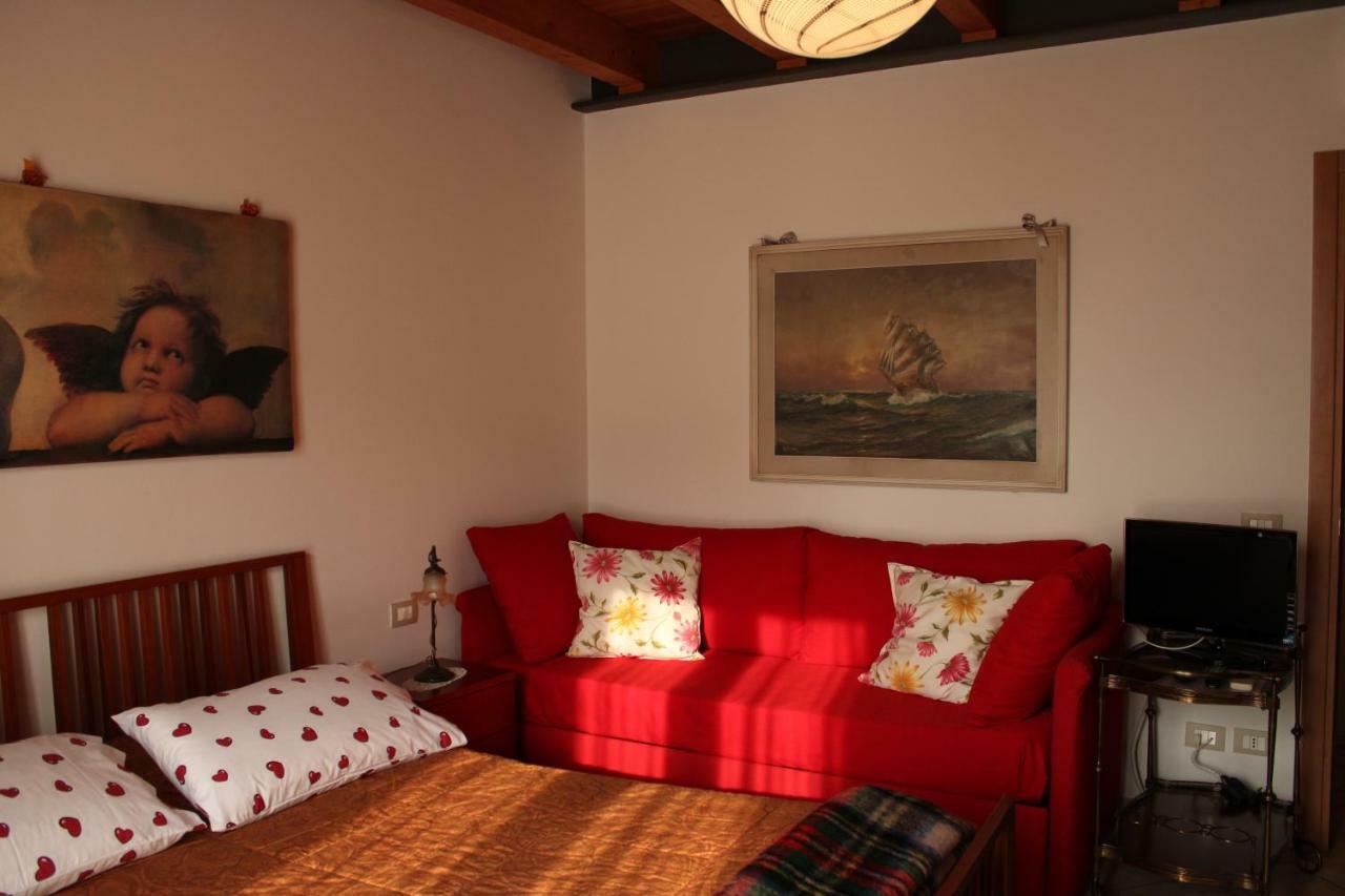 Bed & Breakfast Lucy Bardolino Luaran gambar